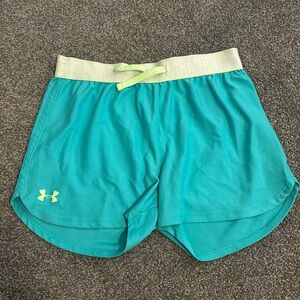 Underarmour shorts with pockets